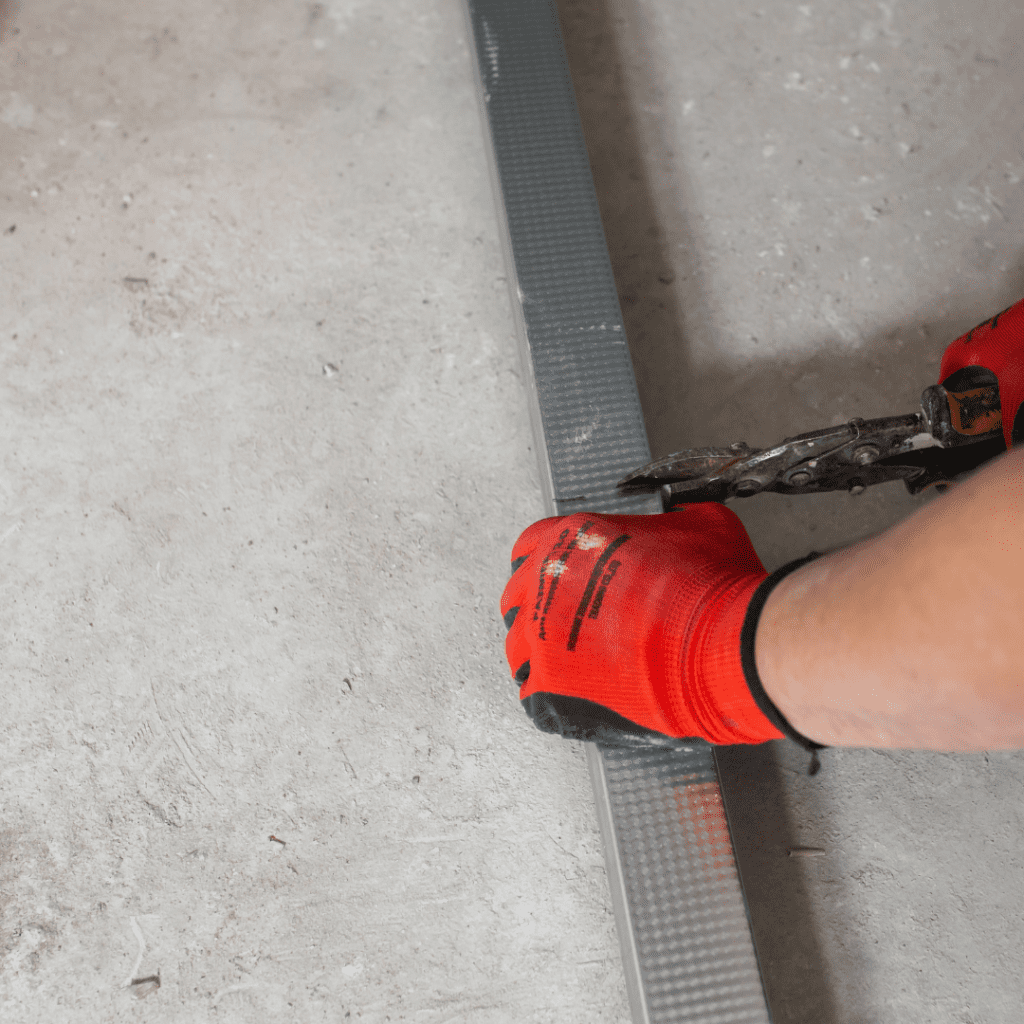 Removing drywall from flooding